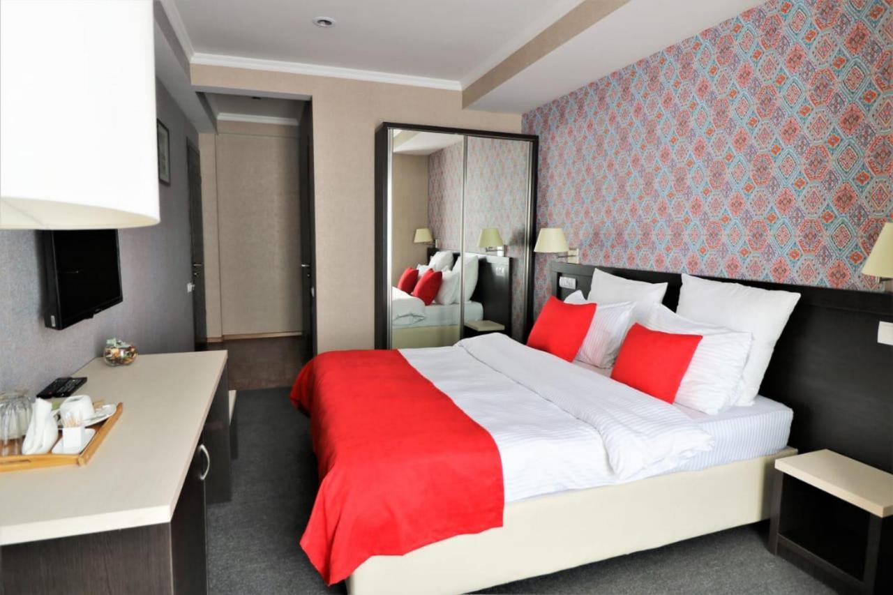 East Gate Boutique Hotel Tbilisi Exterior photo