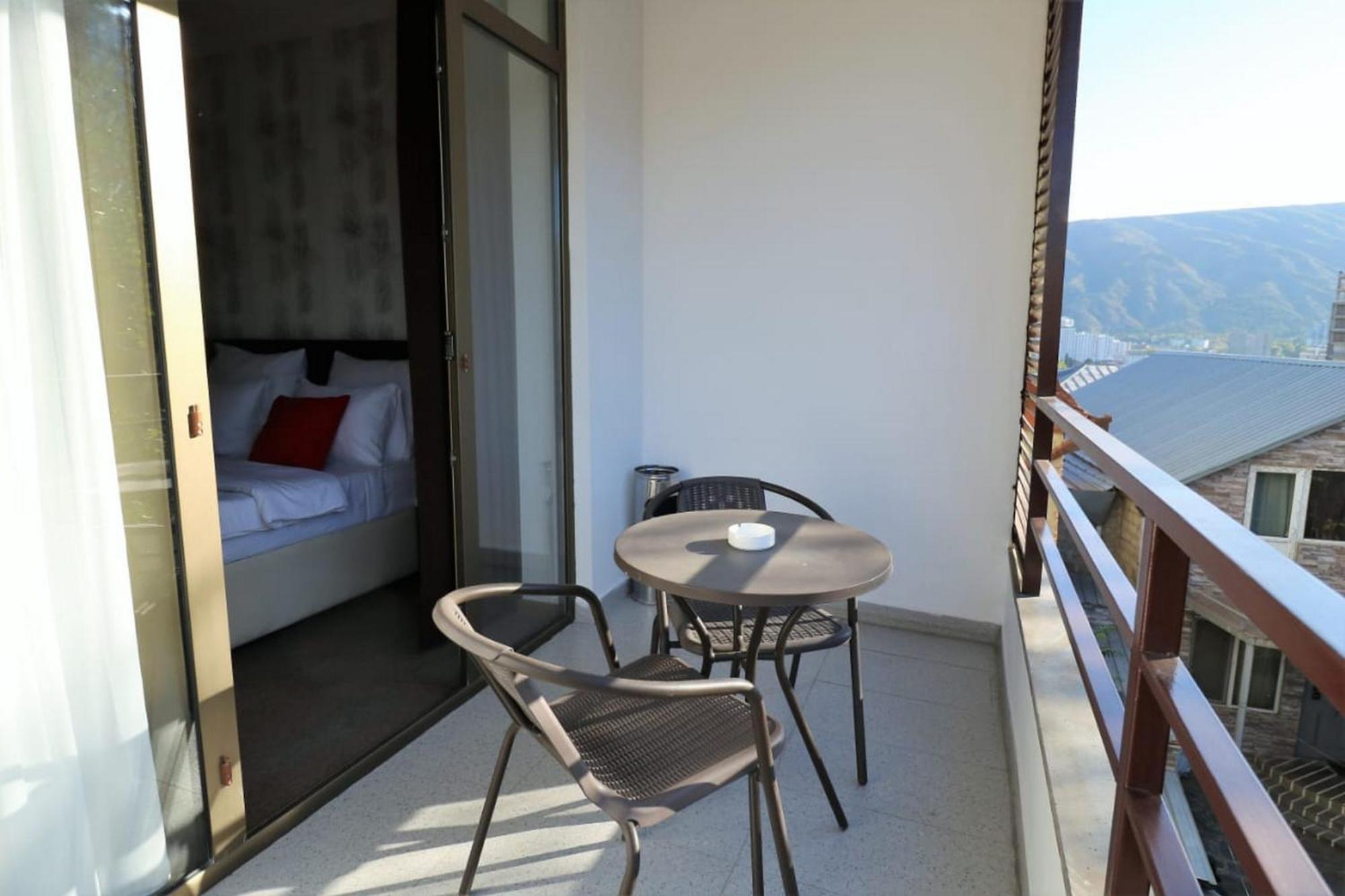 East Gate Boutique Hotel Tbilisi Exterior photo