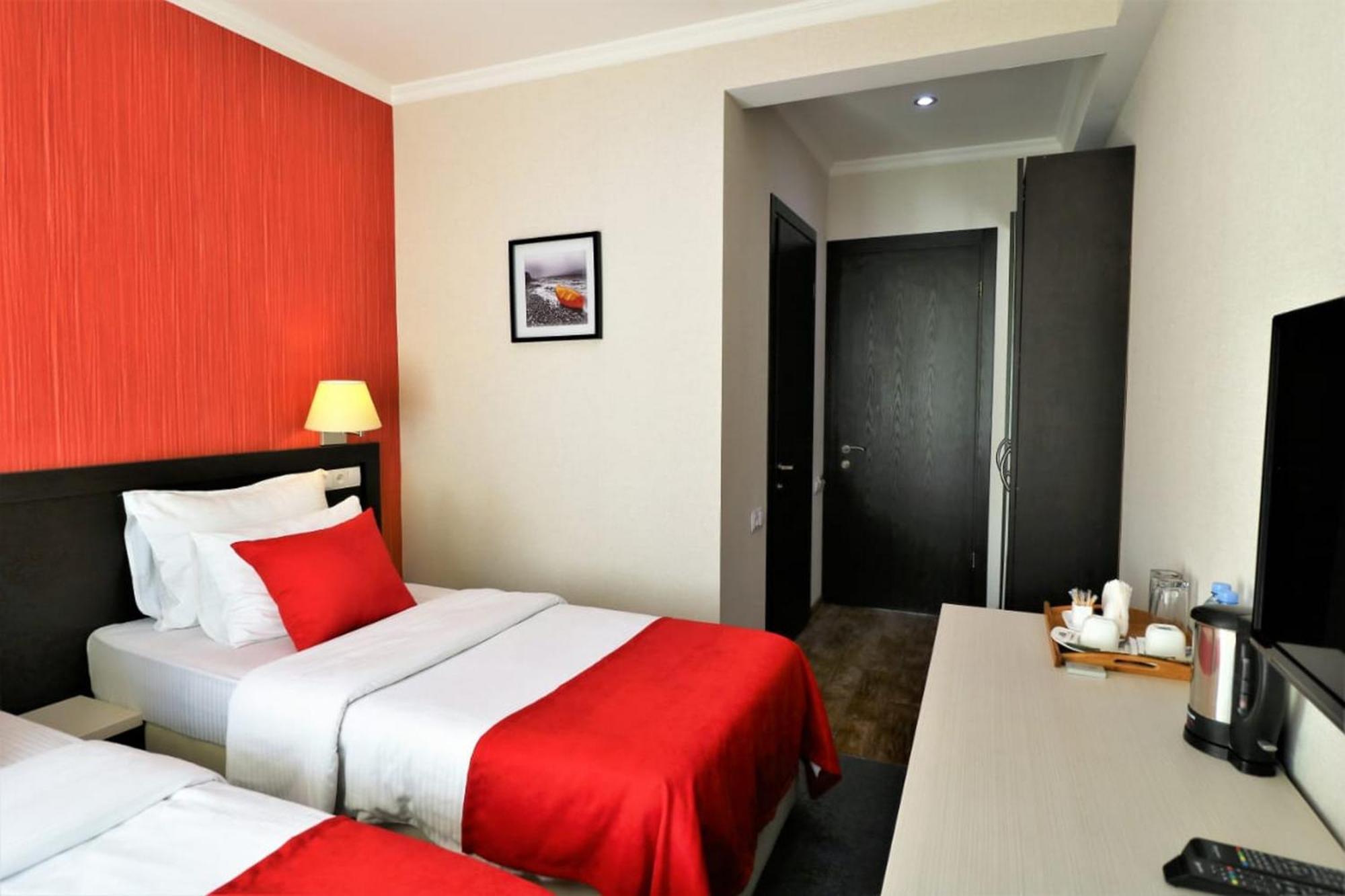 East Gate Boutique Hotel Tbilisi Exterior photo